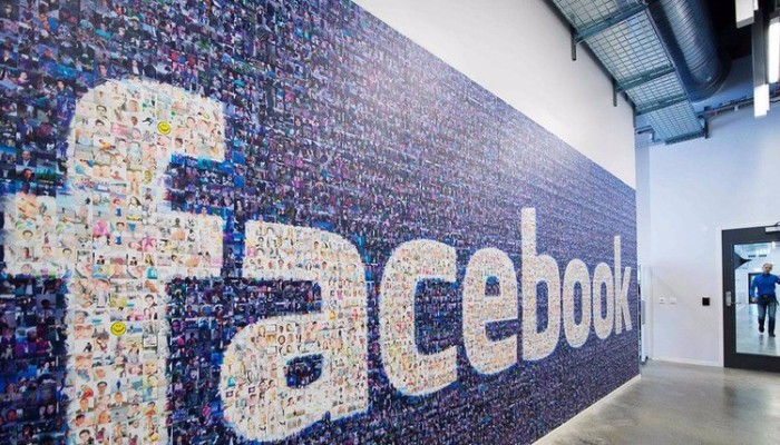 فيس بوك تطرح تقنية جديدة للمستخدمين المكفوفين