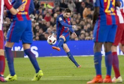 رغم التعادل .. برشلونة إلى نهائي كأس الملك عبر بوابة أتليتكو مدريد (فيديو)