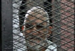 اليوم .. محاكمة المرشد العام ضمن هزلية "البحر الأعظم"