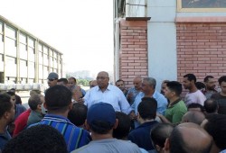 إضراب عمال "غزل المحلة" للمطالبة بالبدل والعلاوة