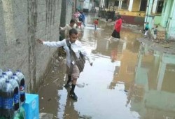 شوارع "أرمانيا" بإيتاي البارود تغرق بمياه الصرف الصحي