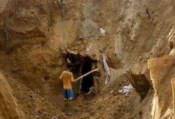 استشهاد فلسطينيان في قصف صهيوني لنفق بضائع بغزة