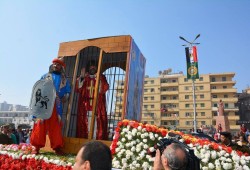 سخرية واسعة من شعار "الدوري الانجليزي" في احتفالية المنصورة بأسر "لويس التاسع عشر"