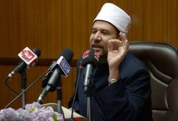 وزير فساد الأوقاف يقرر مضاعفة أجور قيادات الوزارة