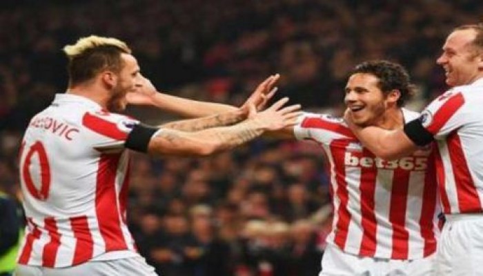 مدرب ستوك: رمضان صبحي سيشارك أمام كريستال بالاس