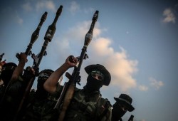 "كتائب القسام" تكشف عن تطوير قذيفة "التاندوم" الروسية ​