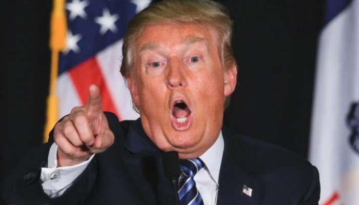 الأهالي يمنعون وزيرة تعليم ترامب من دخول مدرسة في واشنطن