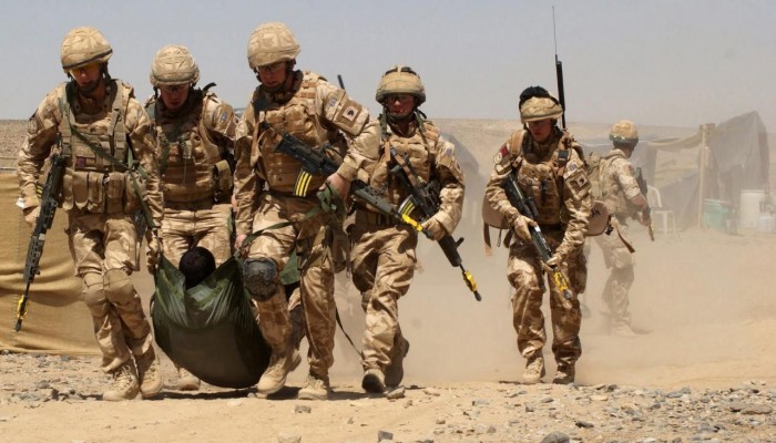 بالفيديو :بريطانيا تعتزم إغلاق ملف التحقيق بجرائم جنودها بالعراق(القاضى والجلاد)