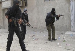 مسلحون يقتلون مواطنًا ويخطفون نجله بالعريش بدعوى تعاونهما مع "الأمن"