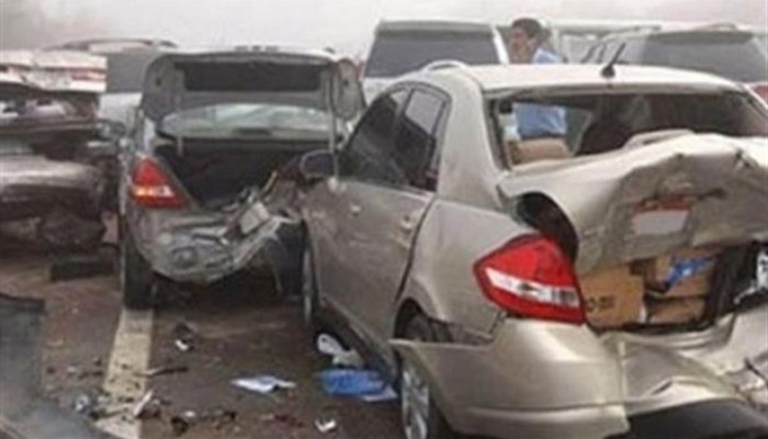 إصابة 3 في تصادم 5 سيارات بطريق القاهرة الإسكندرية الصحراوي
