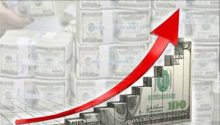 خبير اقتصادي: الدولار سيبدأ في الارتفاع مع عودة الإستيراد من الصين