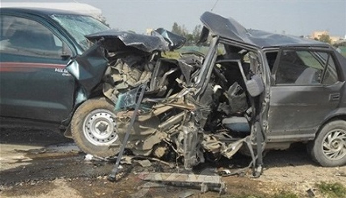 مصرع وإصابة 4 أشخاص فى حادث تصادم بصحراوى البحيرة