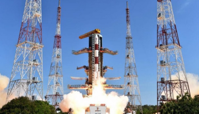 الهند تحقق رقماً قياسياً: أطلقت 104 قمراً صناعياً عبر صاروخ واحد