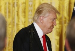 الكوادر القيادية في أميركا تهرب من ترامب