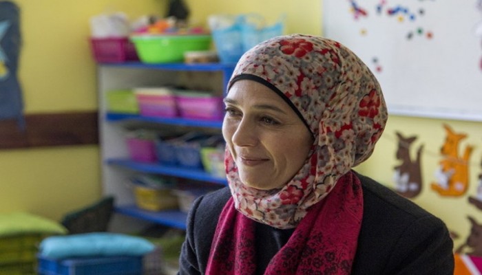 ساينس مونيتور: هكذا كانت البداية لأفضل معلمة فلسطينية