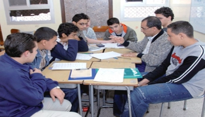 قانون جديد .. فصل المعلم حال إعطاء دروس خصوصية