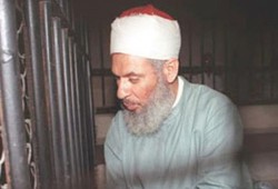 عائلة عمر عبد الرحمن: الشيخ سيدفن بمصر بناء على طلبه