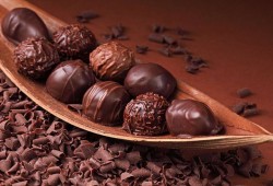 العلماء يشككون في فوائد الشوكولاتة