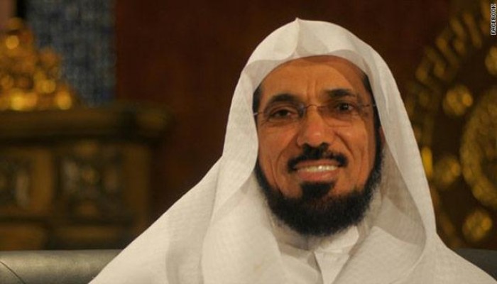سلمان العودة يكشف عن حالة نجله عبدالرحمن في غيبوبته بالمستشفى