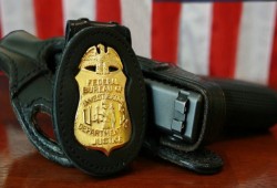 الـ FBI يواصل التحقيق في القرصنة الروسية لانتخابات الرئاسة الأميركية