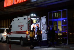 وصول 8 جرحى من السوري الحر إلى كليس التركية