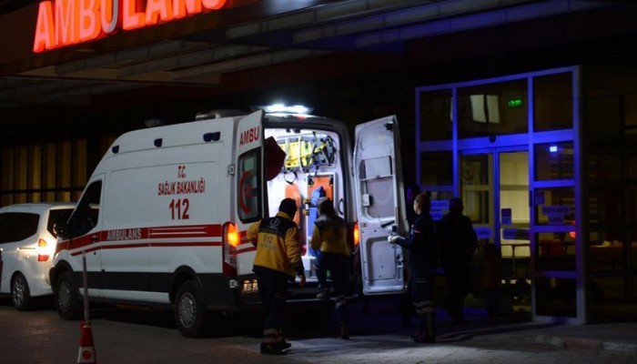 وصول 8 جرحى من السوري الحر إلى كليس التركية