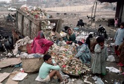 10 بالمئة من المصريين يمتلكون ثلاثة أرباع ثروات البلاد