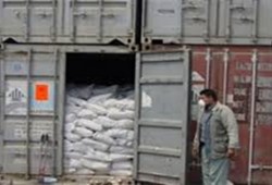 أزمة الحاويات المسرطنة تتفجر فى ميناء الأدبية..تعرف على التفاصيل الكاملة