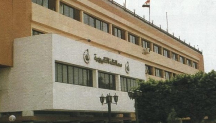 تظاهرات أمام محافظة القليوبية احتجاجا على قرار غلق "معرضين"
