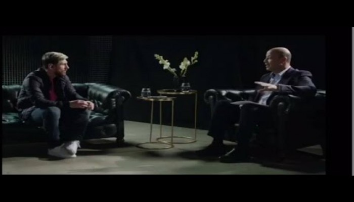 هدد بإلغاء الزيارة .. عمرو أديب وسوء التنظيم يثيران غضب "ميسّي"