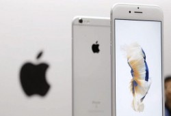 آبل تعتزم تزويد آيفون 8 بكاميرا أمامية “ثورية” للتصوير ثلاثي الأبعاد