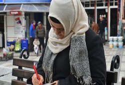 تركيا ترفع حظر ارتداء الحجاب في الجيش