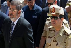 المقارنات بين مرسي والسيسي عبر وسم "مصر أيام مرسي" تجتاح التواصل