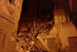 انهيار جزئى لعقار فى الجمرك بالإسكندرية