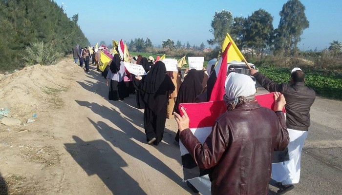 ثوار البحيرة يتظاهرون دعما للمعتقلين في جمعة "قادتنا أبطال"