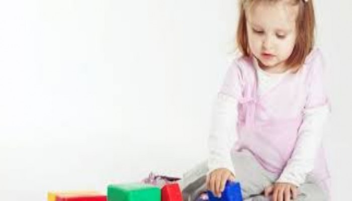 7 تصرفات قد تدمر علاقتك بطفلك