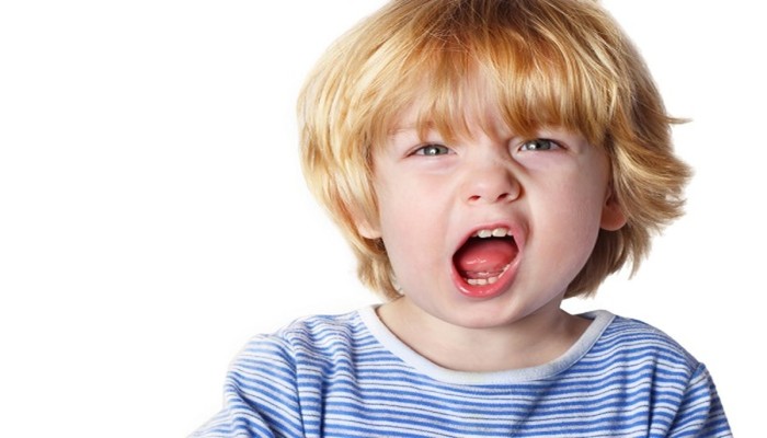 كيف أجعل ابني يتوقف عن قول كلمة "لا"؟