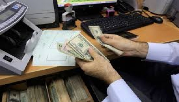 مطر يحذر من الارتفاع الكبير فى سعر الدولار