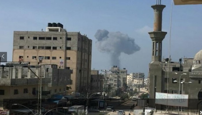 4 إصابات بسلسلة غارات صهيونية على مواقع بقطاع غزة