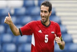 مشاهير الوطن العربى يقدمون التعازى لأمير القلوب فى وفاة والده