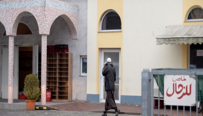 ألمانيا.. إغلاق مسجد في برلين.. وتفتيش 24 موقعاً آخر