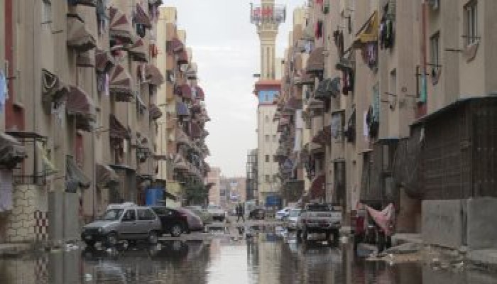 جولة المحافظات : انهيار عقار بالإسكندرية و"الصرف" يحاصر أهالي بورسعيد وحريق بمبرة الزقازيق