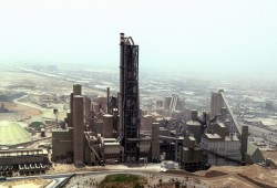 صناعة الأسمنت تواصل خسائرها.. و"السويس" تفقد 629 مليونا في 2016