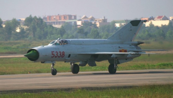 بعد إغارتها على إدلب.. سقوط طائرة "ميغ 21" للنظام السوري داخل الأراضي التركية