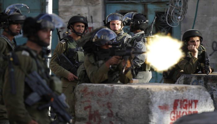 استشهاد فلسطينى برصاص جنود الكيان الصهيونى بالضفة الغربية