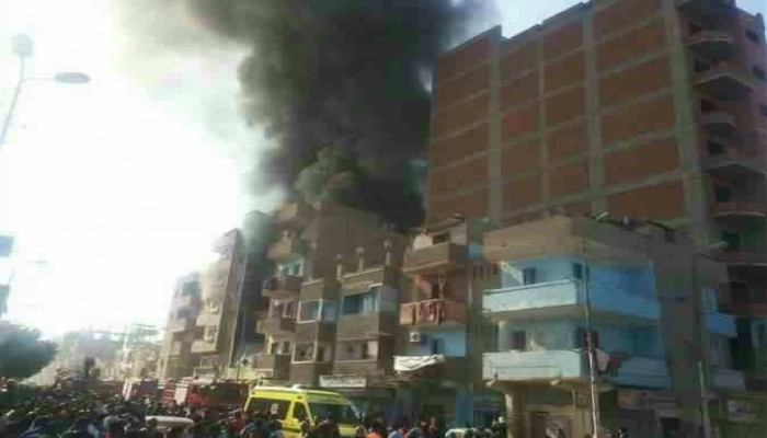 إصابة 31 مواطنًا بحريق بعقار في الإسماعيلية