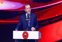 أردوغان يعوّل على الشباب في استفتاء 16 أبريل المقبل