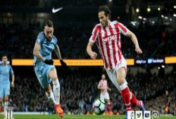 رمضان صبحي يواصل التألق ويتلاعب بدفاعات مانشيستر سيتي (فيديو)