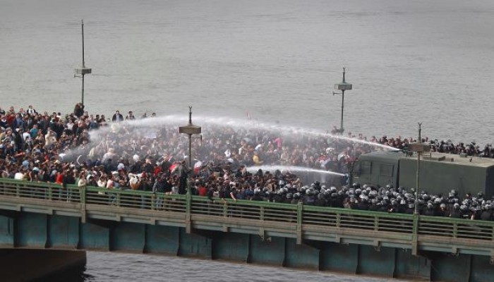 قضاء الانقلاب يقرر إعادة محاكمة مبارك ونظيف والعادلي في قضية قطع شبكة المحمول