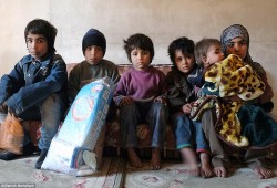بينهم رضيع .. قصة مأساوية لحياة 6 أطفال حلبيون بمفردهم لمدة شهرين ونجاتهم من الموت